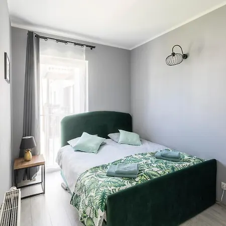 Stare Zoo Zajezdnia * Πόζναν