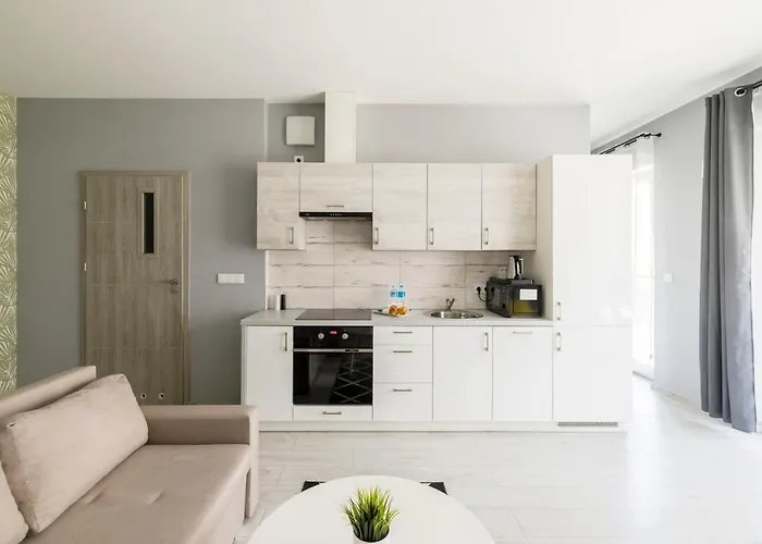 Stare Zoo Zajezdnia 포즈난