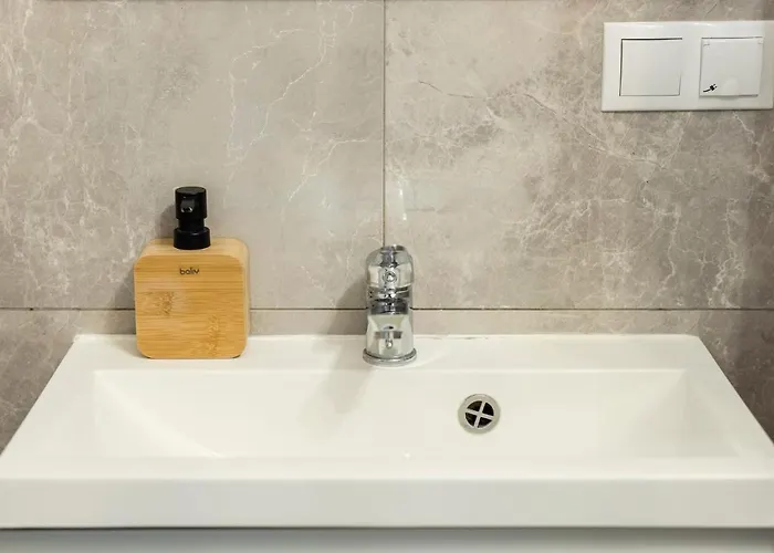 아파트 Stare Zoo Zajezdnia