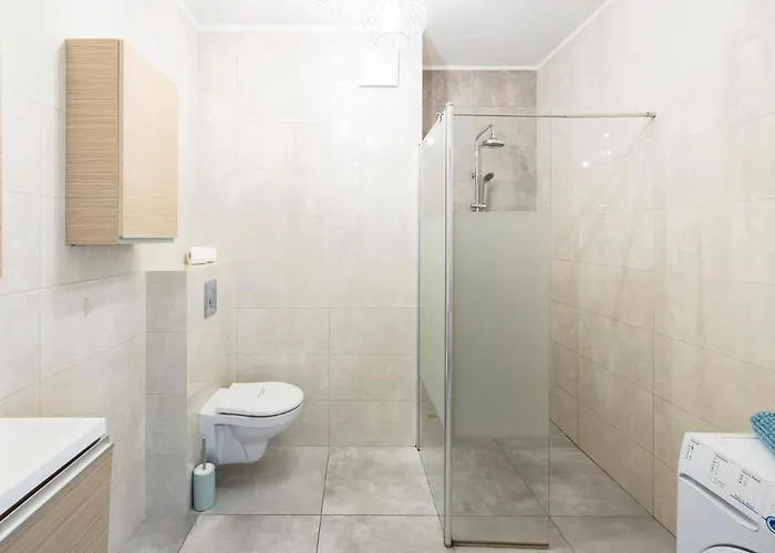 아파트 Stare Zoo Zajezdnia *